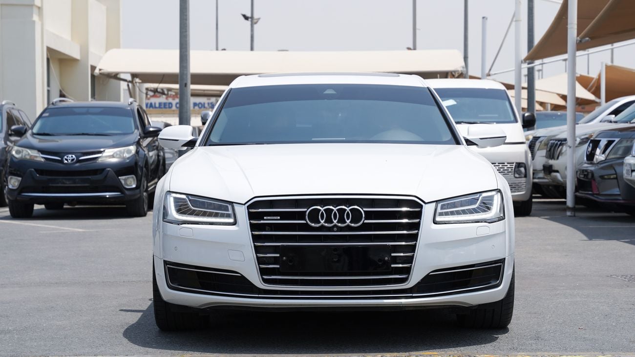 أودي A8
