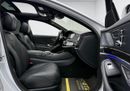 Mercedes-Benz S 560 Std 4.0L (469 HP)
