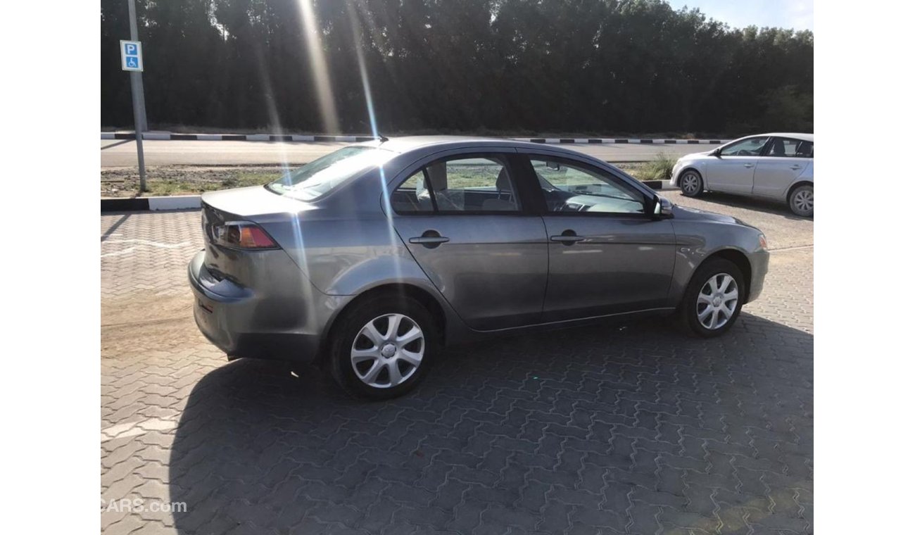 Mitsubishi Lancer Mitsubishi lancer 2016 gcc 1.6 for sale