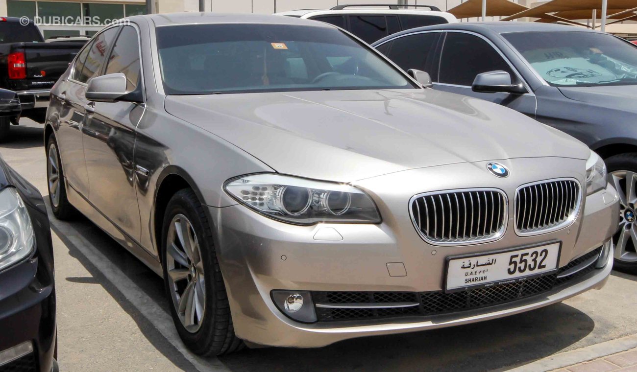 BMW 520i i