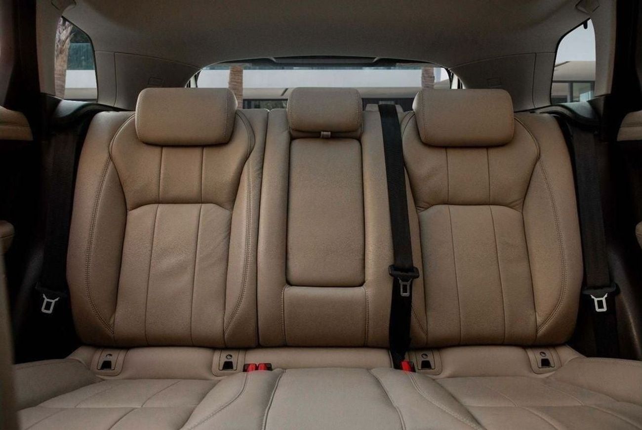 Land Rover Range Rover Evoque | 2,105 P.M  | 0% Downpayment | Full Al Tayer History | Ultra Low KM