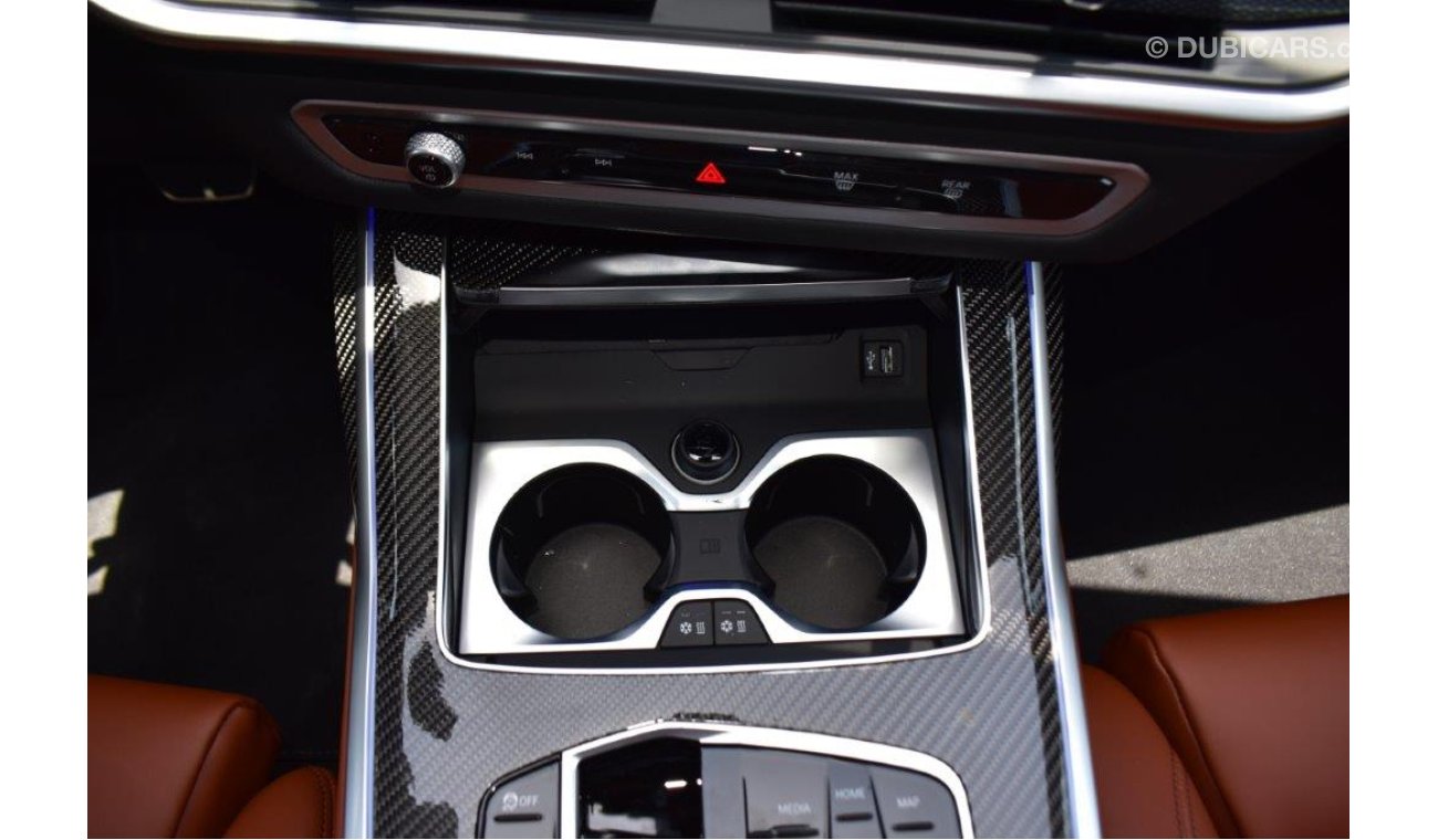 بي أم دبليو X7 xDRIVE 40i  M-Sport 3.0L AWD 7-Seat