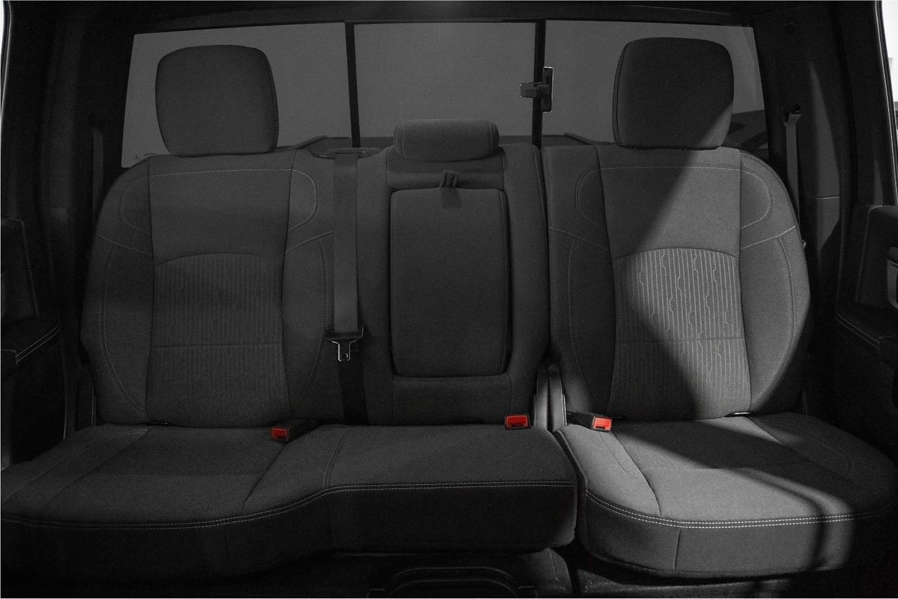 رام 1500 Warlock V8 / Full Service History