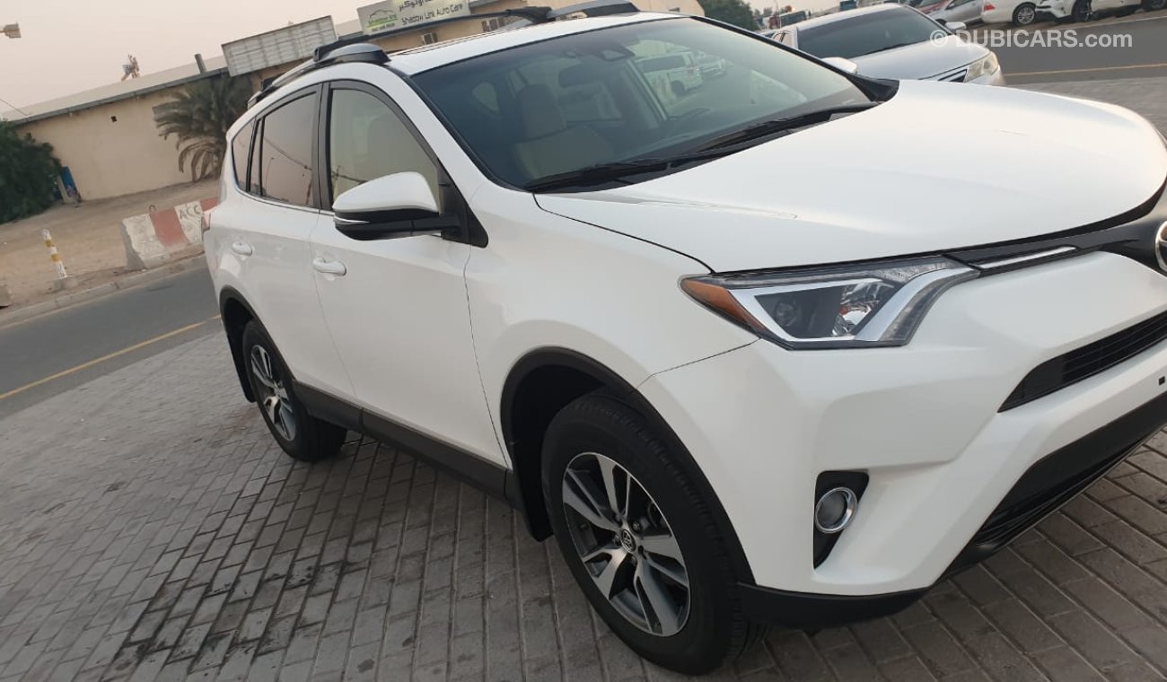 Toyota RAV4 XLE  CLEAN  CAR FULL OPTION