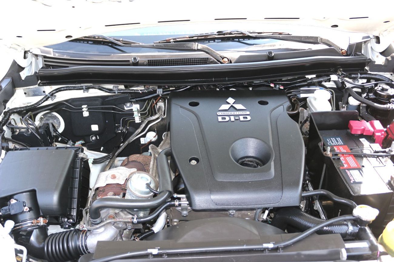 Mitsubishi L200 GL 2.5L Double Cab Utility 4WD