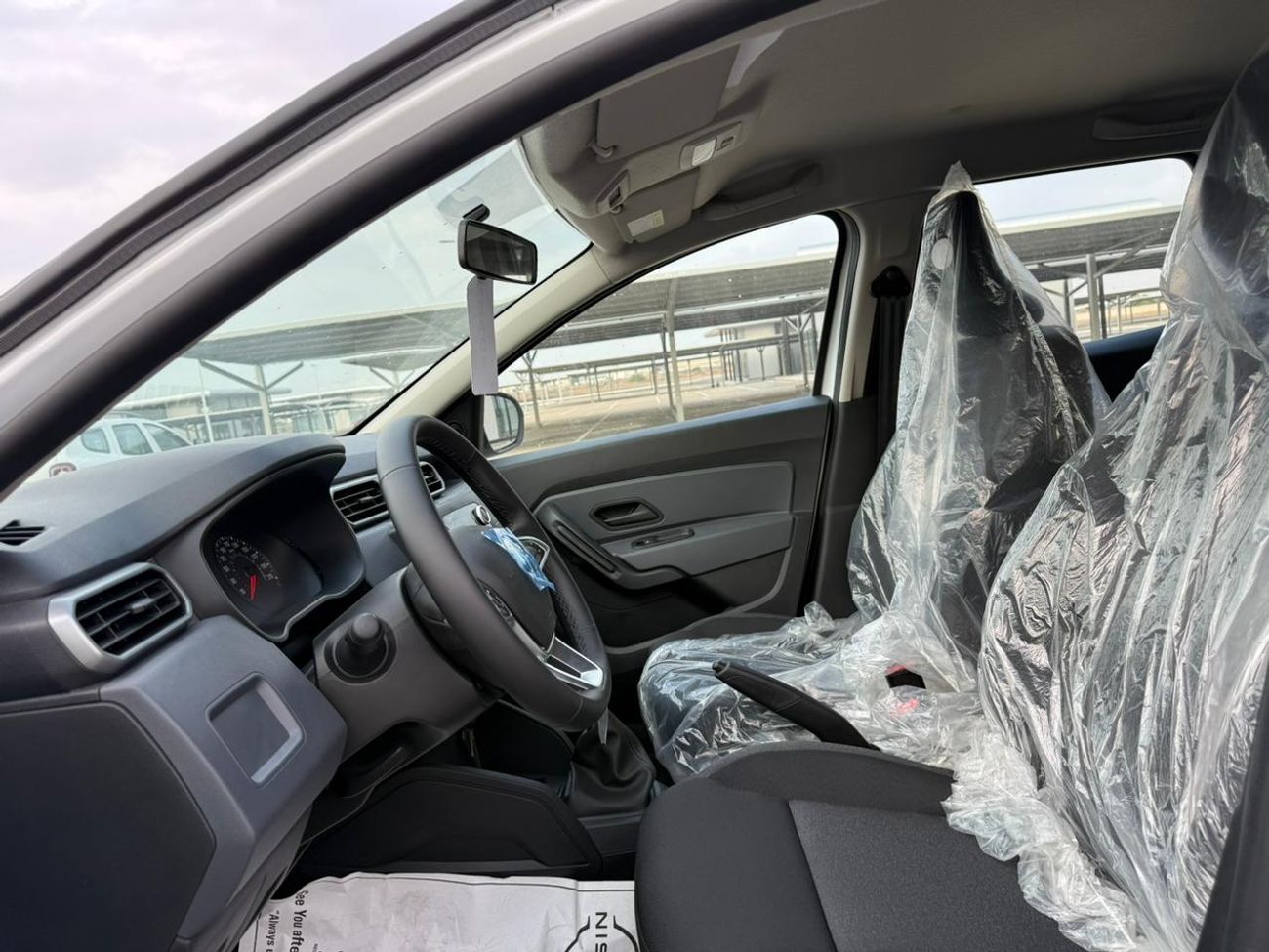 رينو داستر 1.5L Basic Option Petrol A/T