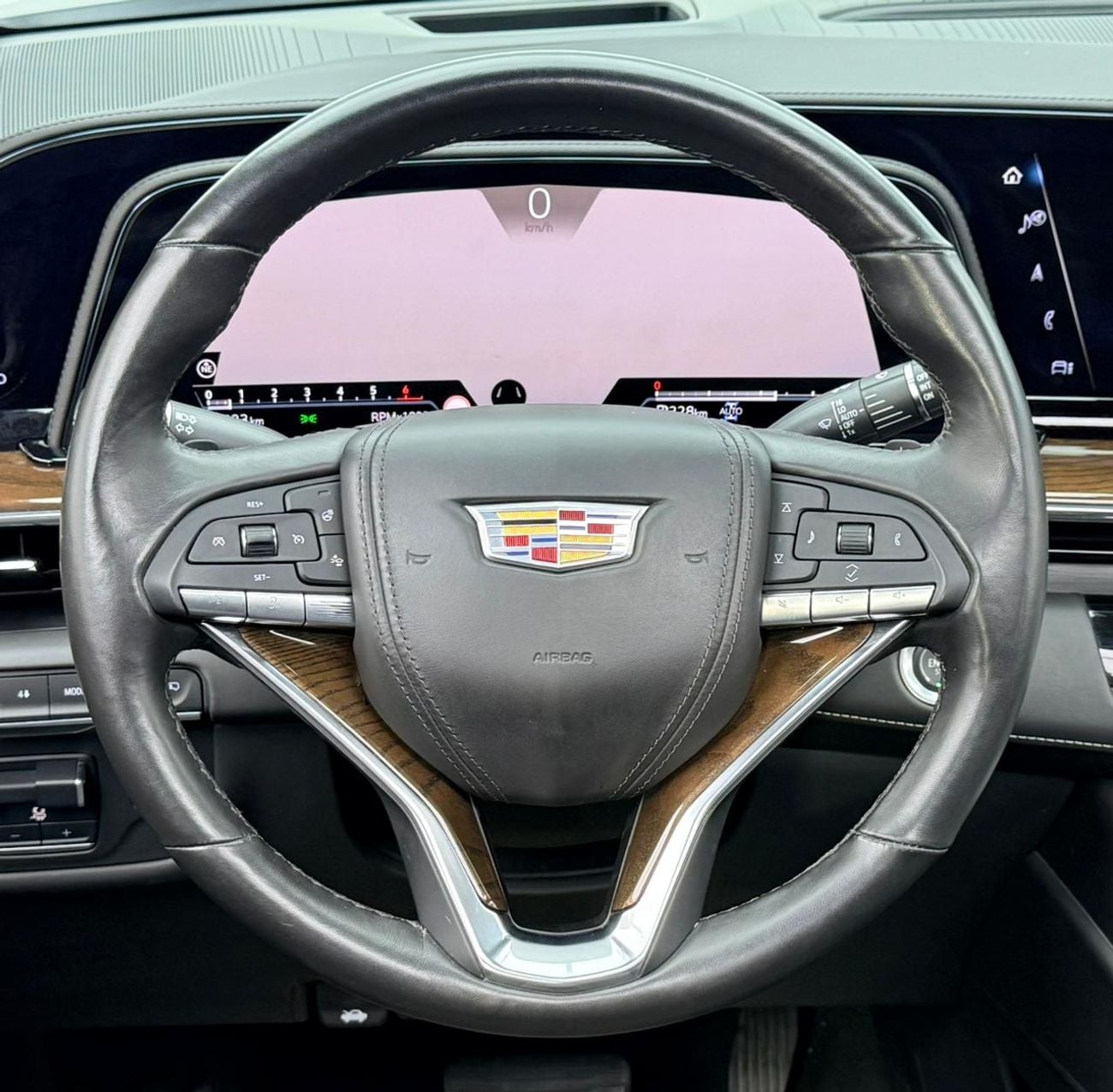 Cadillac Escalade SPORT PLATINUM 2024 Cadillac Escalade Sport Platinum Black Edition, 2028 Cadillac Warranty, Pilot Se