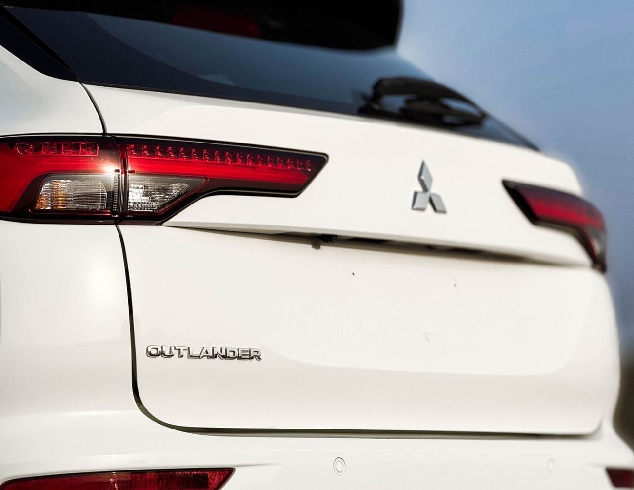 Mitsubishi Outlander Mitsubishi Outlander | 3.0 L | 2023 | GCC | Accident-Free |  In Excellent Condition | 1109 P.M