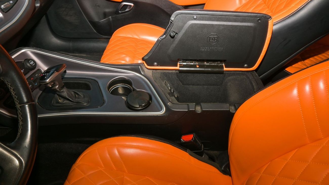 Dodge Challenger SXT Blackline 3.6L Dodge Challenger Demon Kit | Low Milage | Perfect Condition 2020