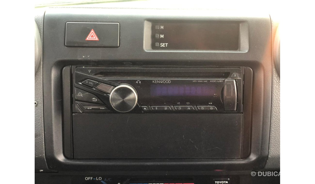 Toyota Land Cruiser 70 LX78 4.2L Diesel, Snorkel, Alloy Rims 16'', Low Milage, Clean Interior and Exterior, Mp3, CD-Player