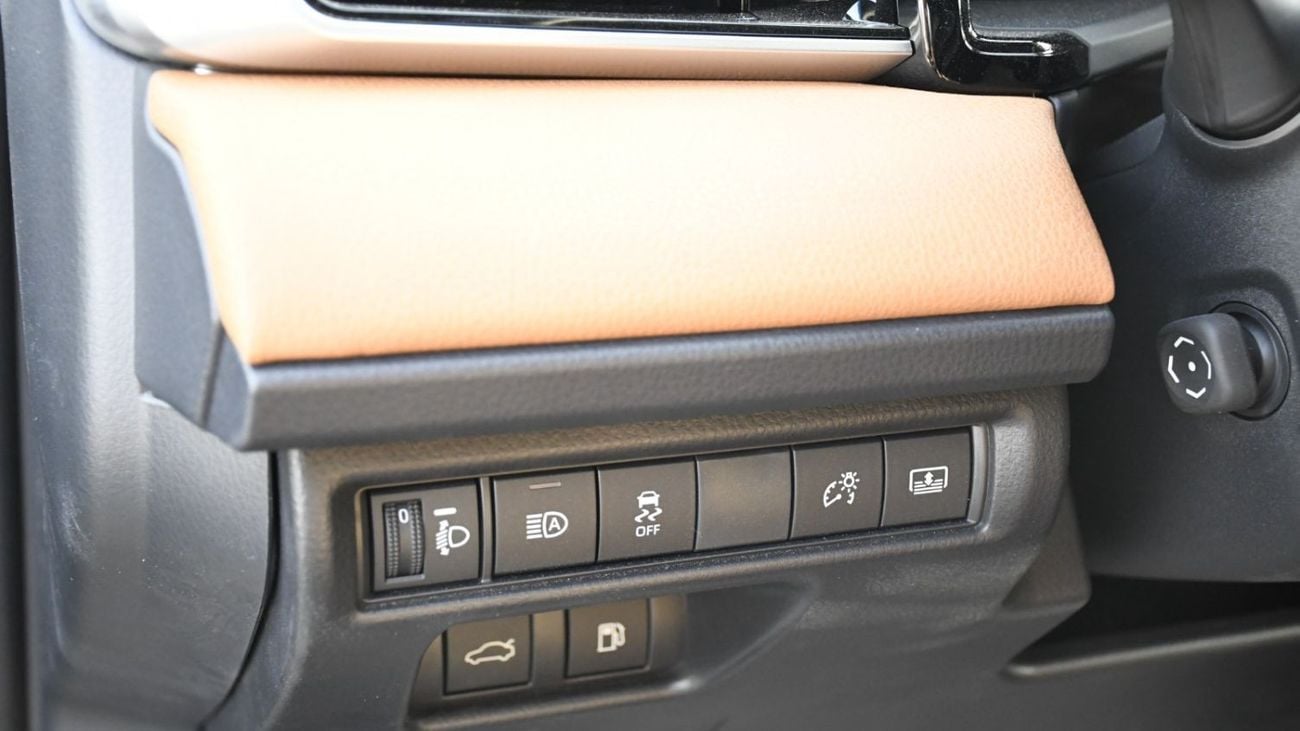 Toyota Camry GLE 2.5L Hybrid 2025YM