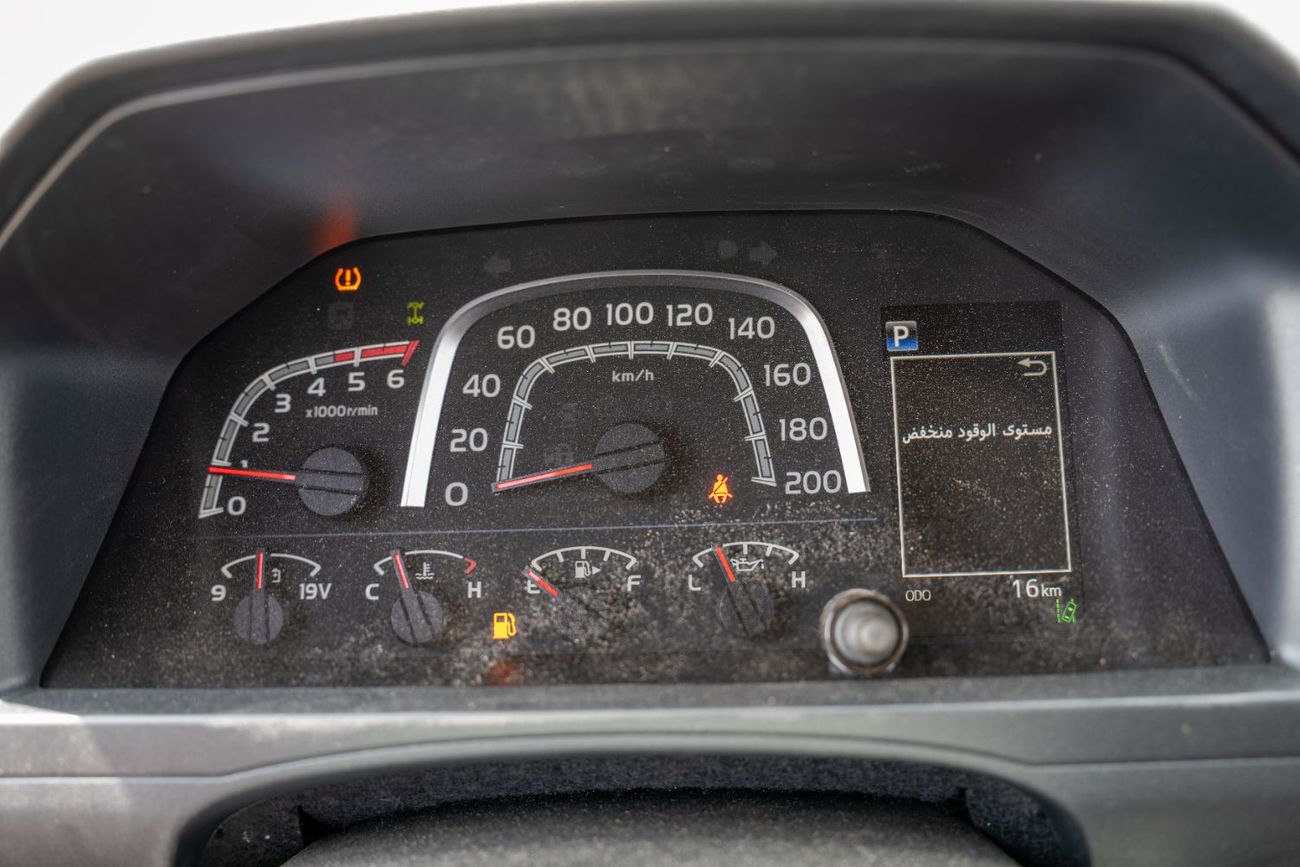 تويوتا لاند كروزر بيك آب Toyota Land Cruiser LC79  2025 2.8L Diesel Pick UP Double Cab  4WD