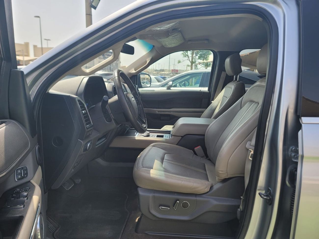 فورد إكسبيديشن XLT 3.5L (380 HP) FWD