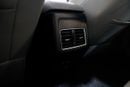 JAC J7 JAC J7 White with Black Top