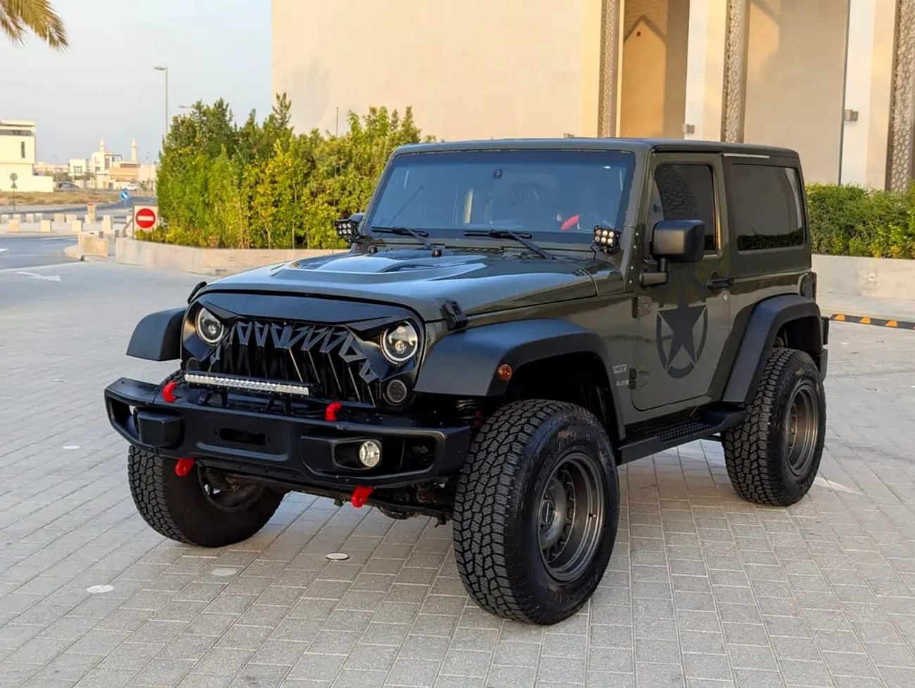 جيب رانجلر Sport GCC Specs - Well Maintained And Fully Modded Very Clean Low KM SUV