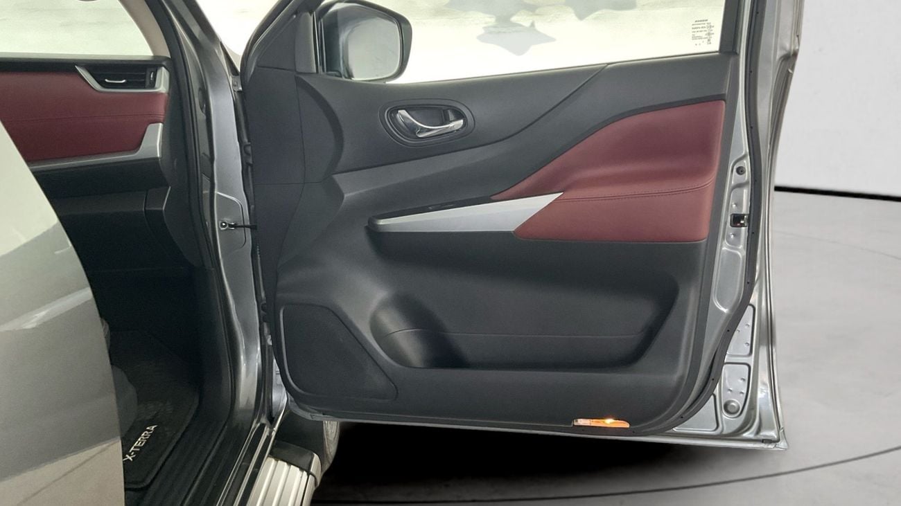 Nissan XTerra Platinum 2.5L 4WD Platinum | Guaranteed Warranty | 0 Down Payment