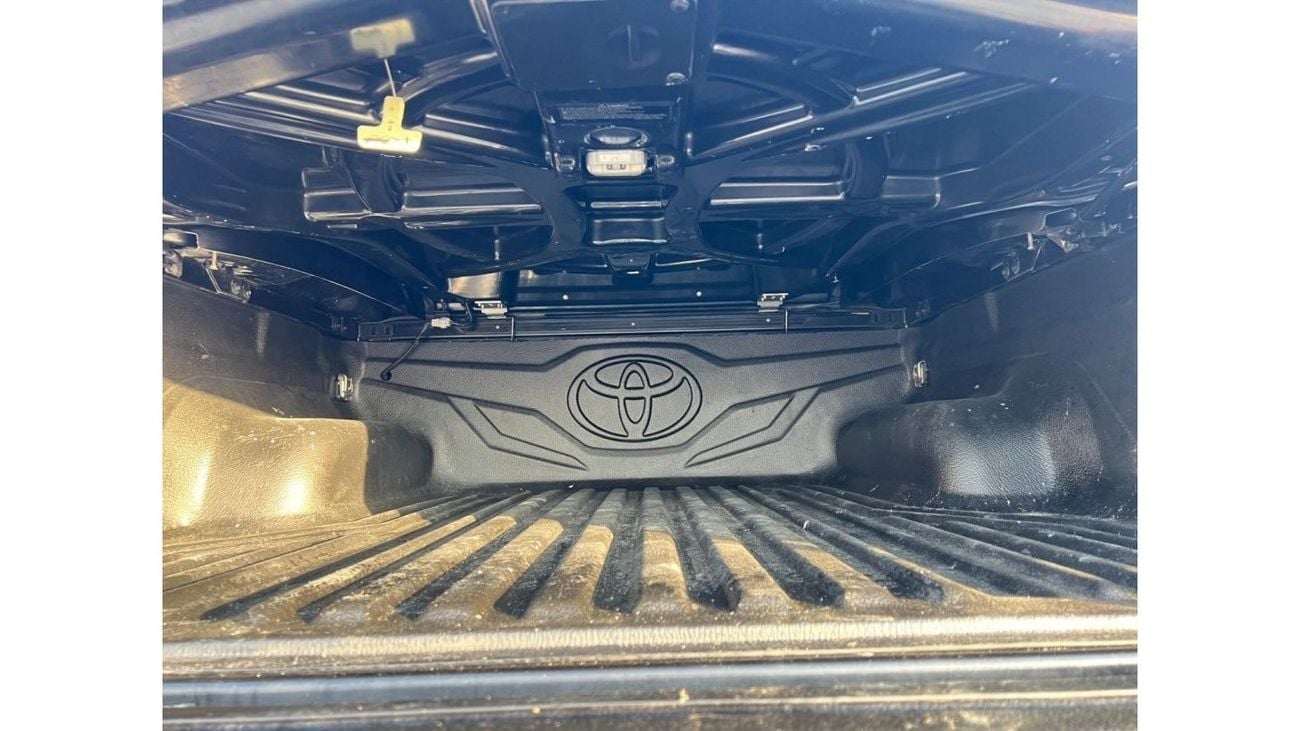 تويوتا هيلوكس