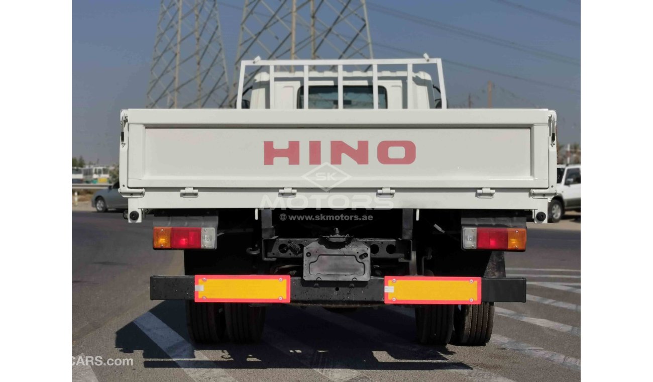 Hino 300 4.0L, DIESEL, 17.5" TYRE, DUAL BATTERY, XENON HEADLIGHTS (CODE # HT300)