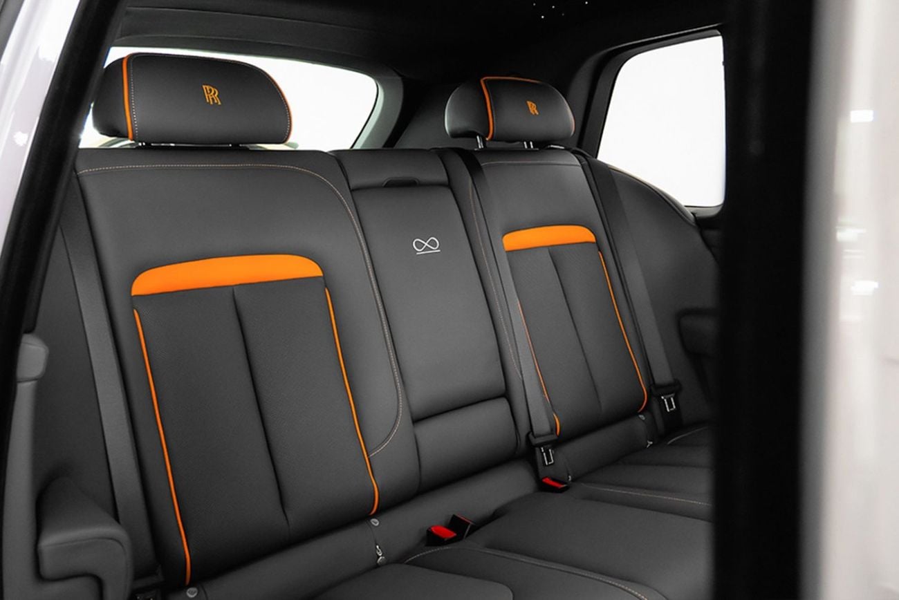 Rolls Royce Cullinan BLACK BADGE