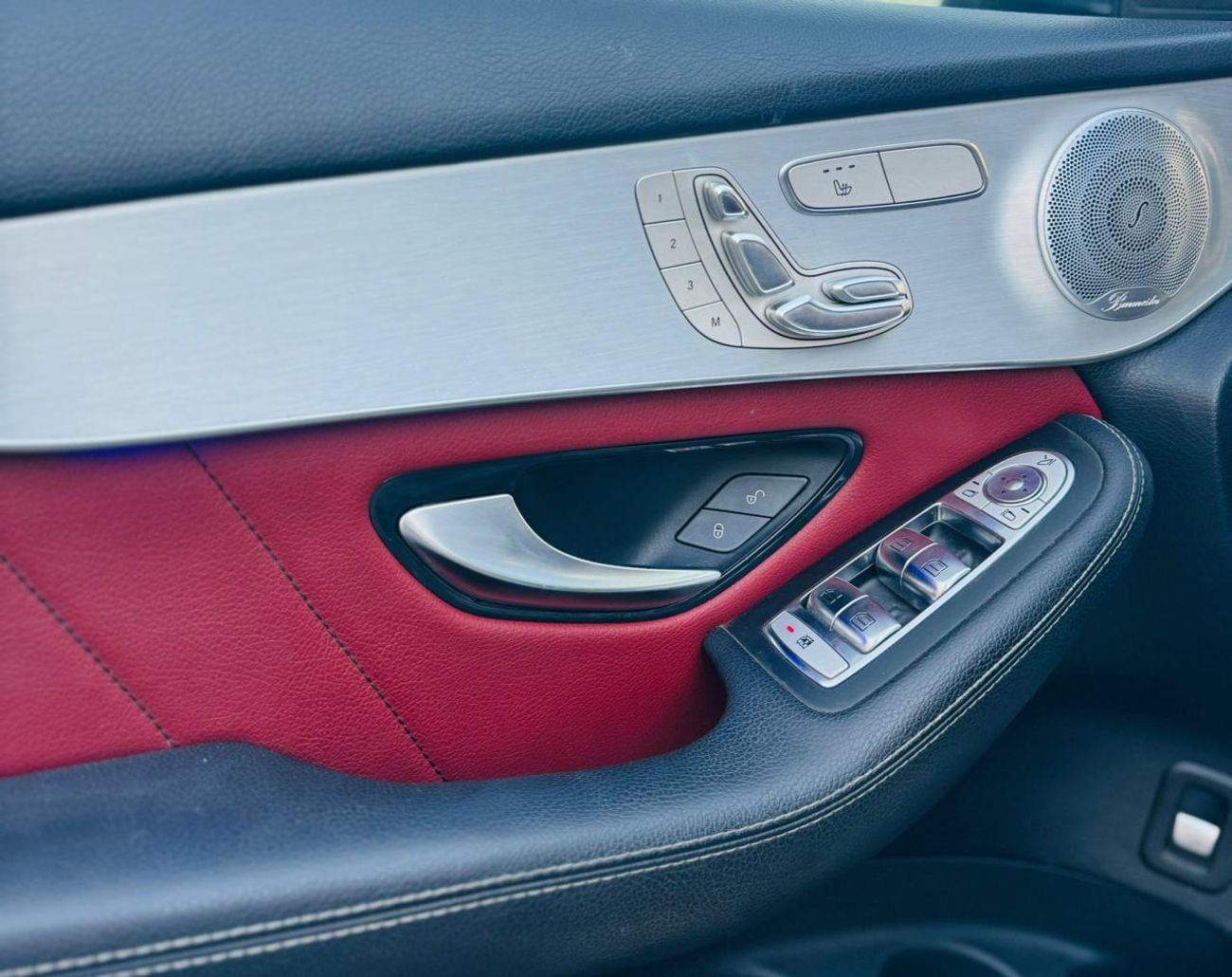 Mercedes Benz GLC 300 AMG