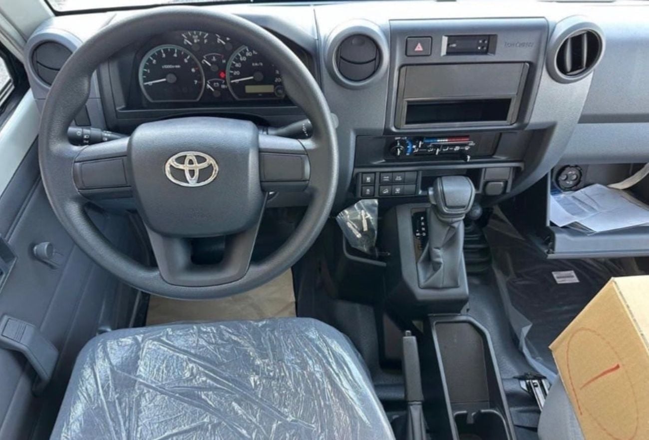 تويوتا لاند كروزر بيك أب 70 TOYOTA LC 78 HARDTOP