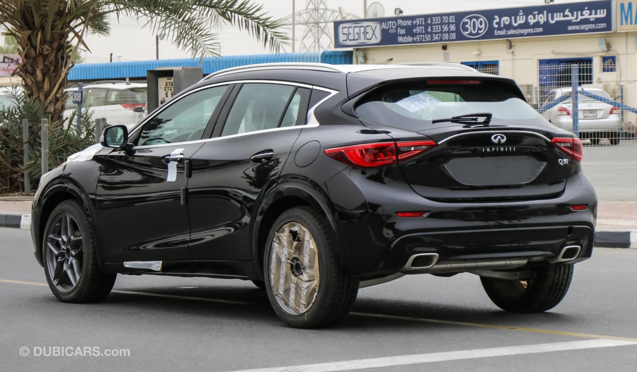 إنفينيتي Q 30 1.6T Premium - GCC Specs - Zero KM