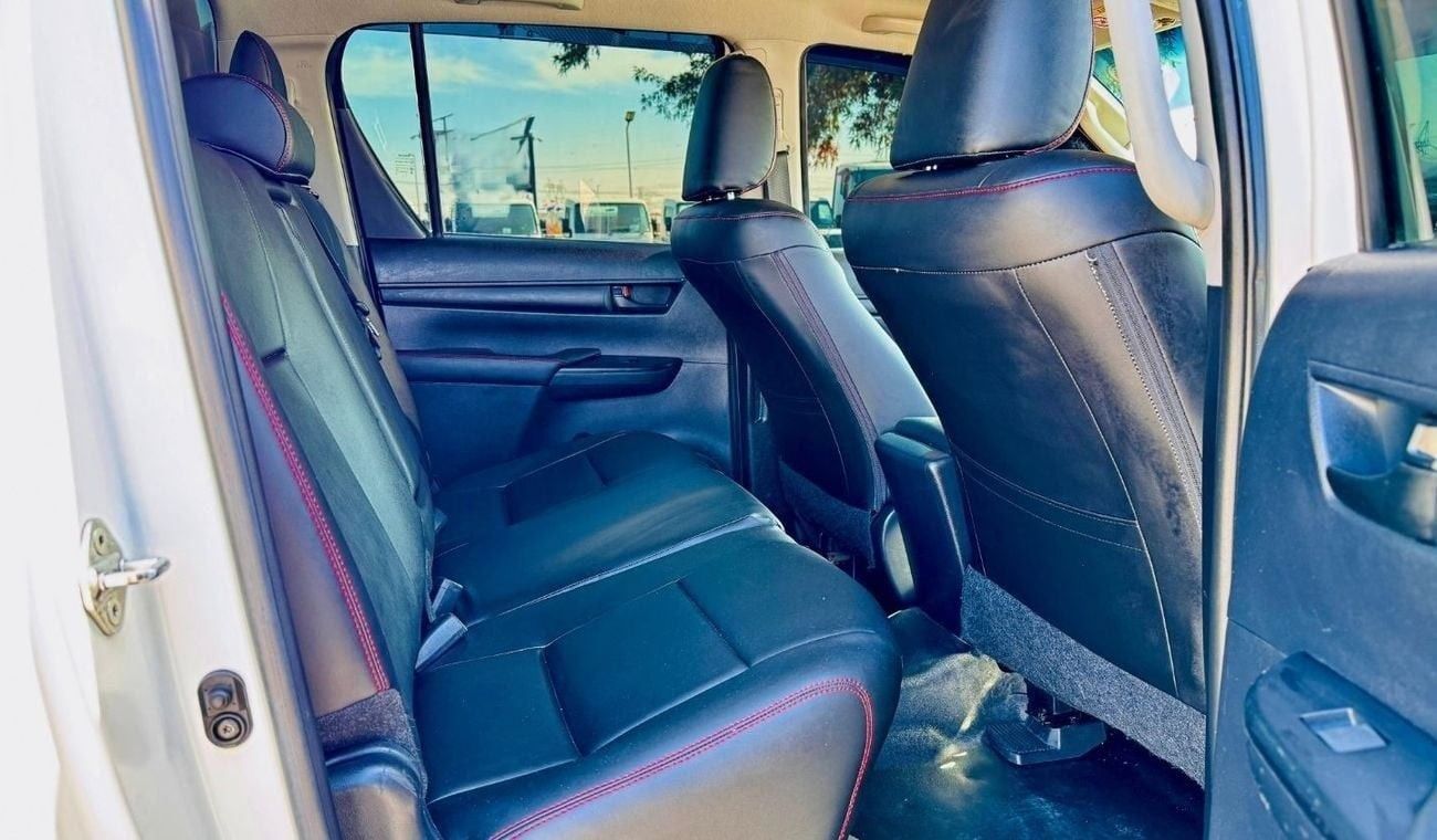 Toyota Hilux DOUBLE CABIN | GR SPORTS BODY KIT | RHD | 2.8L DIESEL ENGINE | (AT) | 2019 | ELECTRIC SEAT
