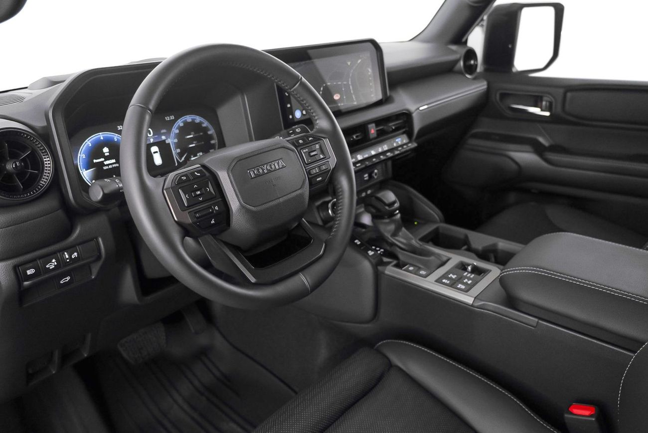 Toyota Prado Adventure Mono Tone 2.4T