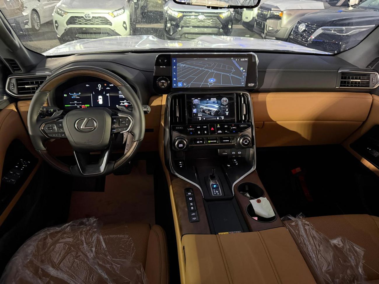 لكزس LX 700h 3.5L HYBRID URBAN 7 SEATER AUTOMATIC TRANSMISSION