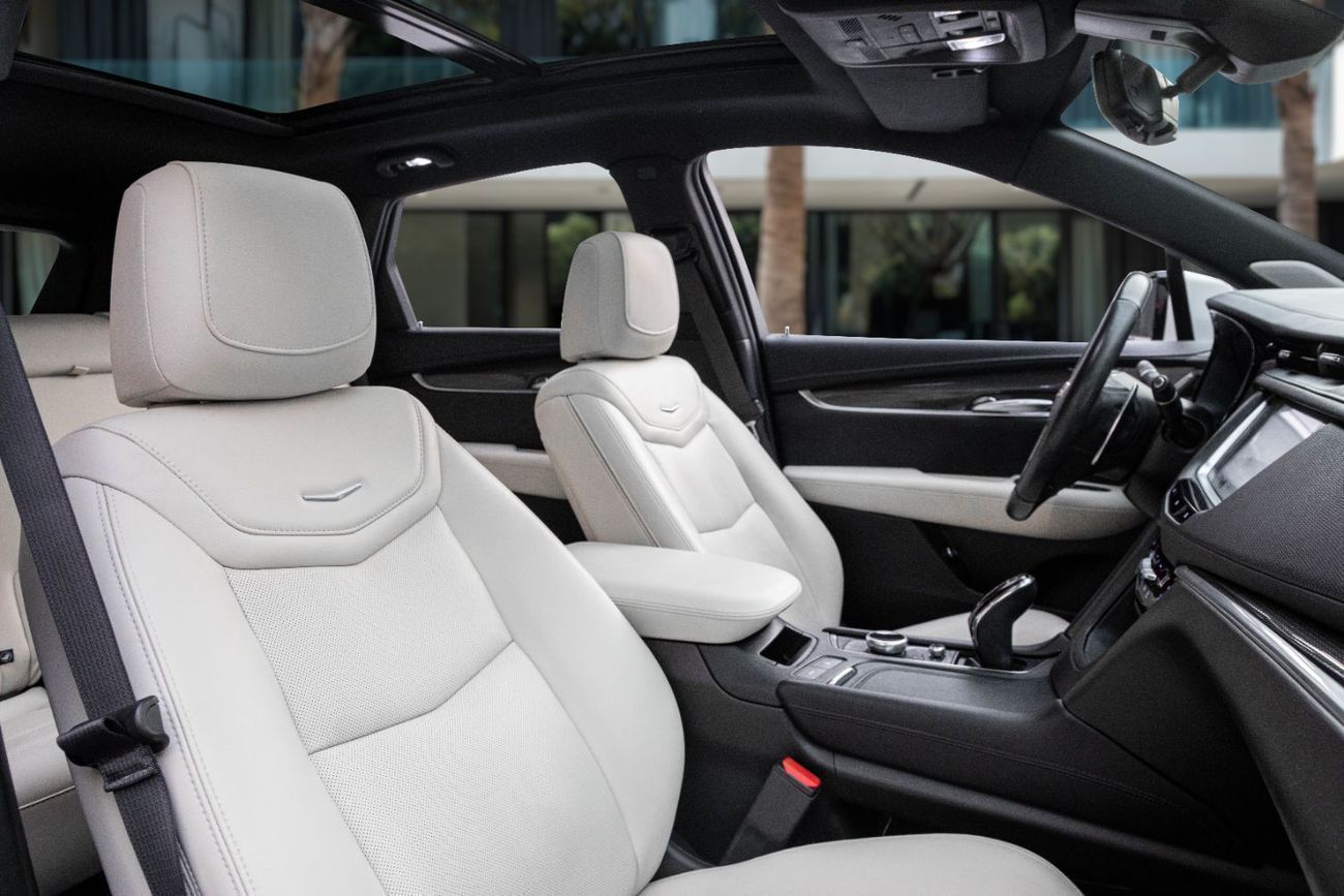 كاديلاك XT5 | 2,056 P.M | 0% Downpayment | Agency Warranty!