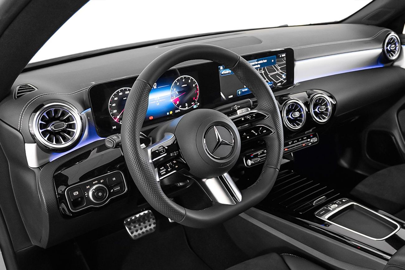 Mercedes-Benz CLA 200