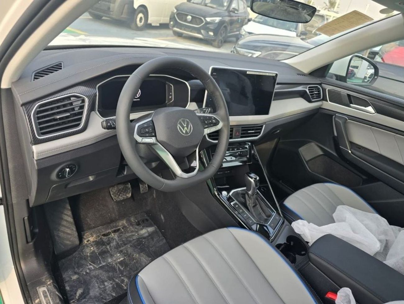 فولكس واجن تايرون 1.4L HYBRID GTE FULL OPTIONS 2024