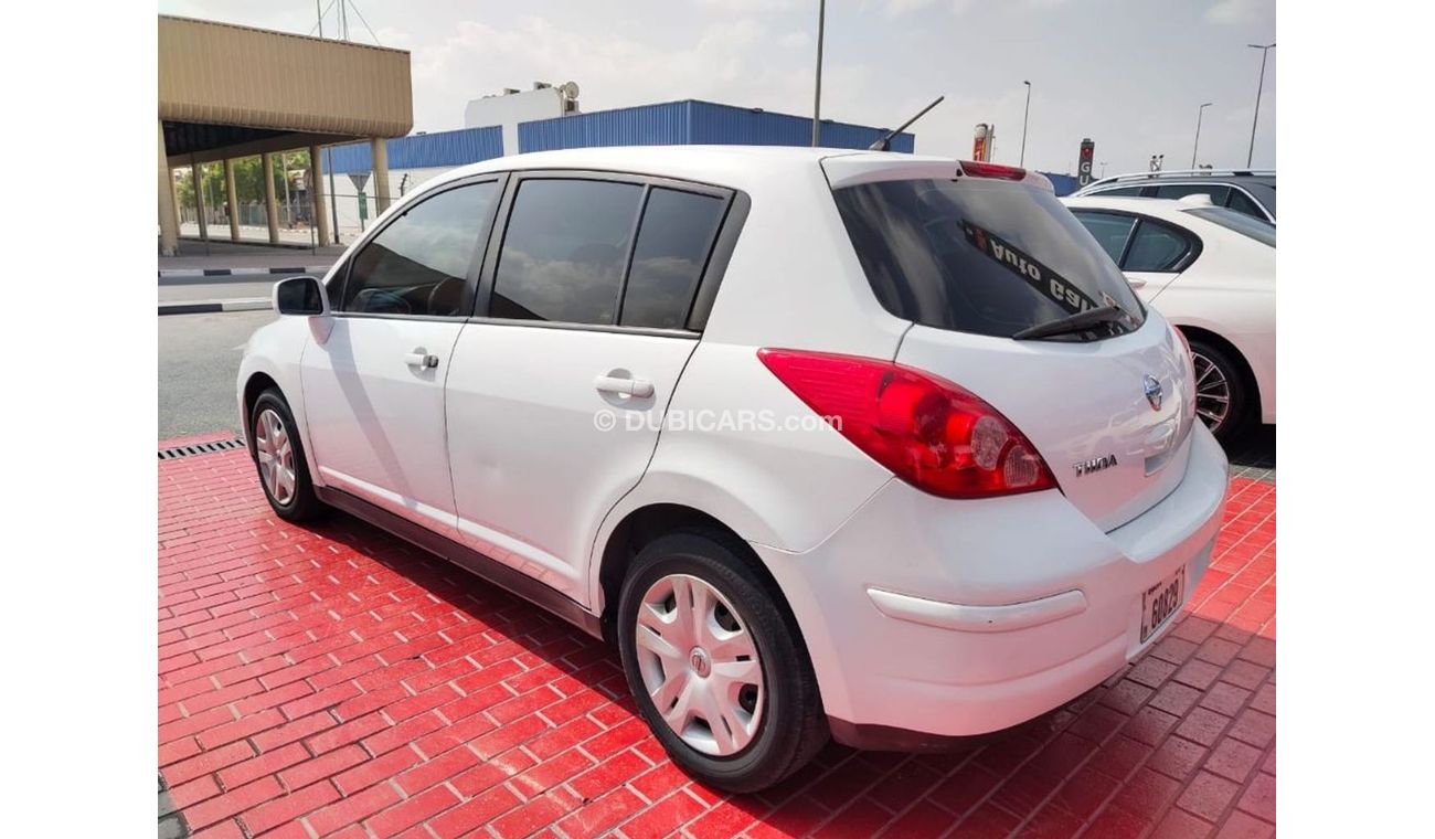 Nissan Tiida 1.8 2011 GCC