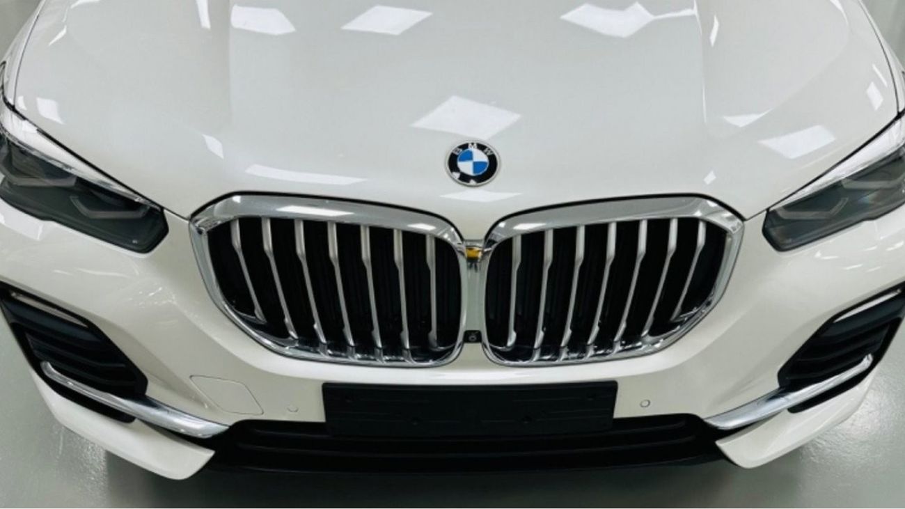 BMW X5 40i Luxury GCC .. FSH .. Perfect Condition .. V6 ..