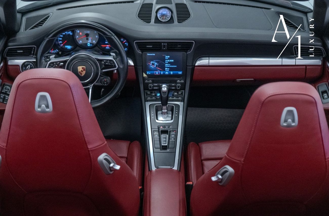 Porsche 911 Carrera 4S 3.8L Convertible 2017 Porsche 911 Carrera 4s Fully Loaded, Full Service History, Excellen