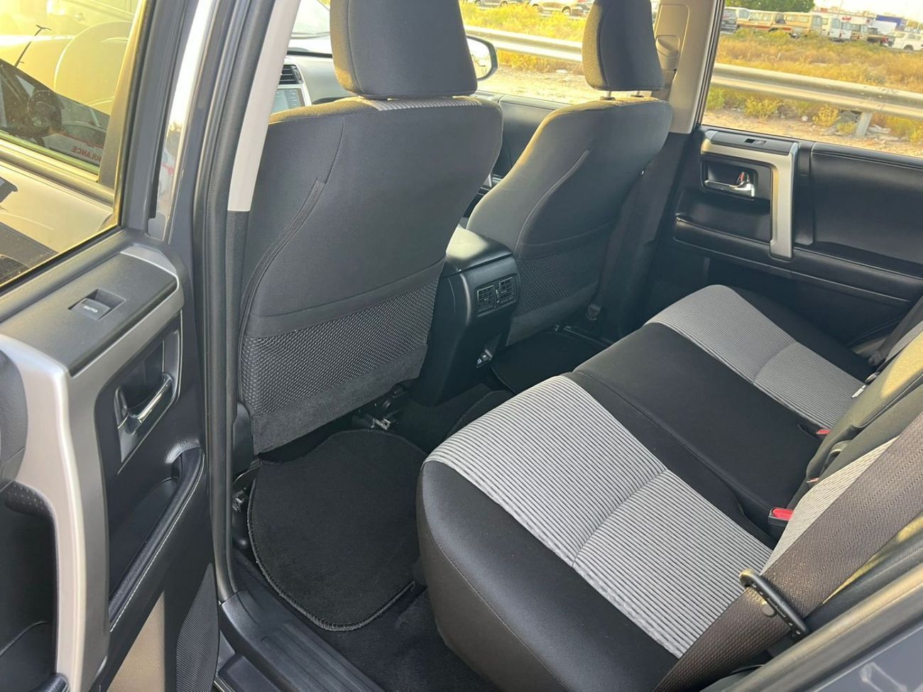 تويوتا Runner4 2024 TOYOTA 4Runner SR5 - Push Start - Electric Seats - Rear Camera - 4wheel 4X4 -