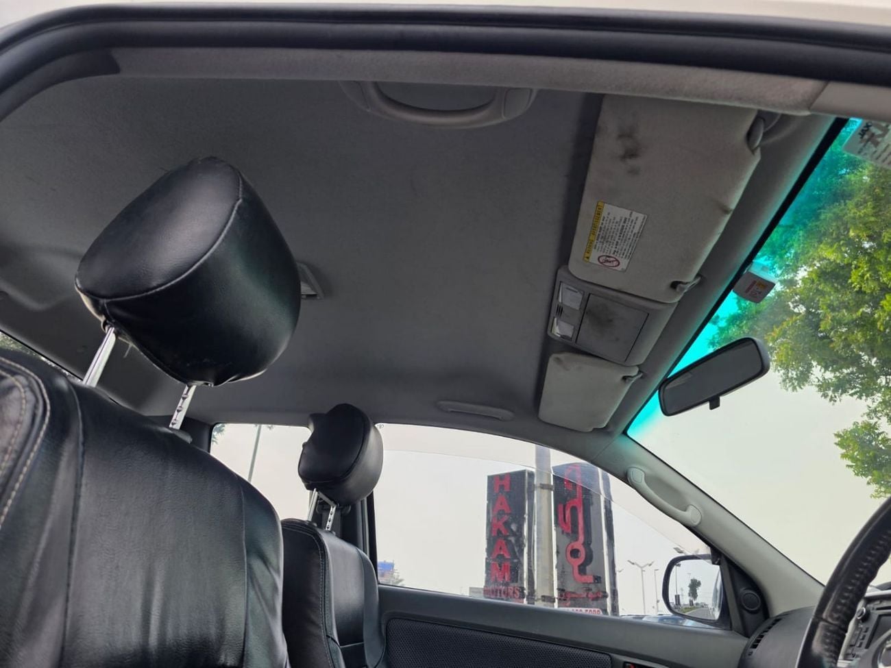 Toyota Hilux DLX Diesel Engine ,Smart Cab Hilux Manual Gear Right Hand Drive  ,ONLY FOR EXPORT AVAILABLE