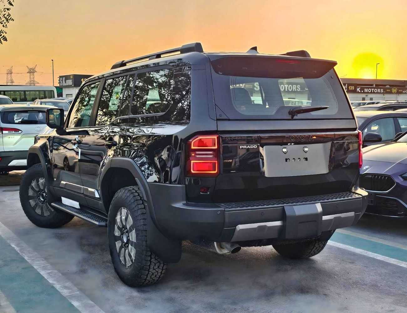 تويوتا برادو ADVENTURE TURBO / 2.8L V4 DIESEL / REMOTE ENG START / DRIVER POWER SEAT WITH LEATHER /DVD+CAMERA / C