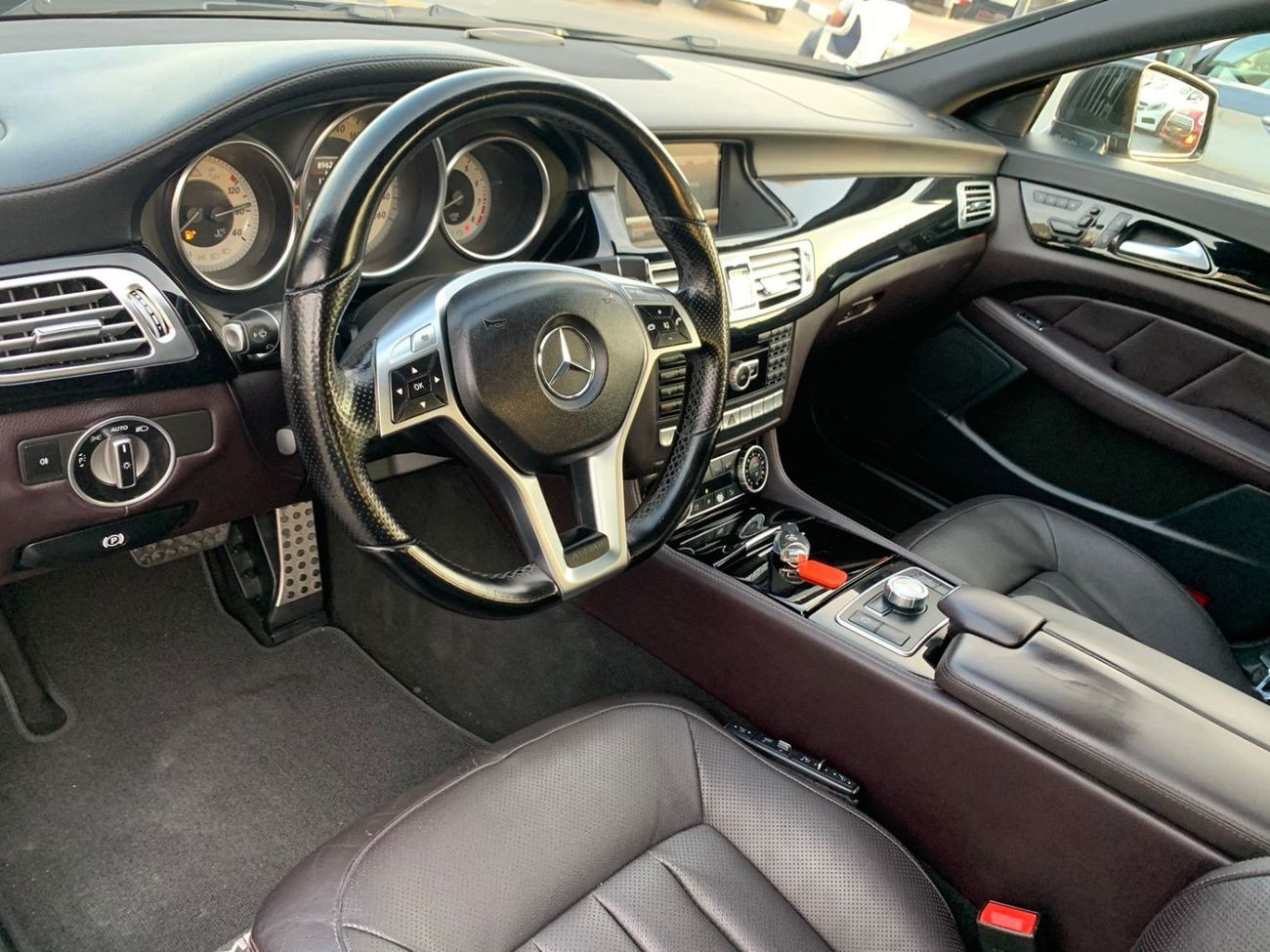 Mercedes-Benz CLS 500 Std Mercedes CLS 500 _GCC_2014_Excellent Condition _Full option