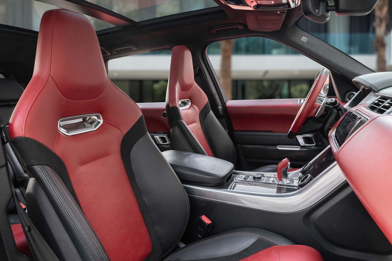 لاند روفر رينج روفر سبورت Range Rover Sport SVR | 4,798 P.M | 0% Downpayment | V8 | Pristine!