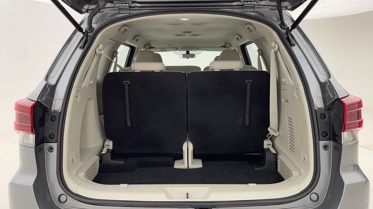 نيسان إكستيرا SE 2.5 | بدون دفعة مقدمة | اختبار قيادة مجاني للمنزل