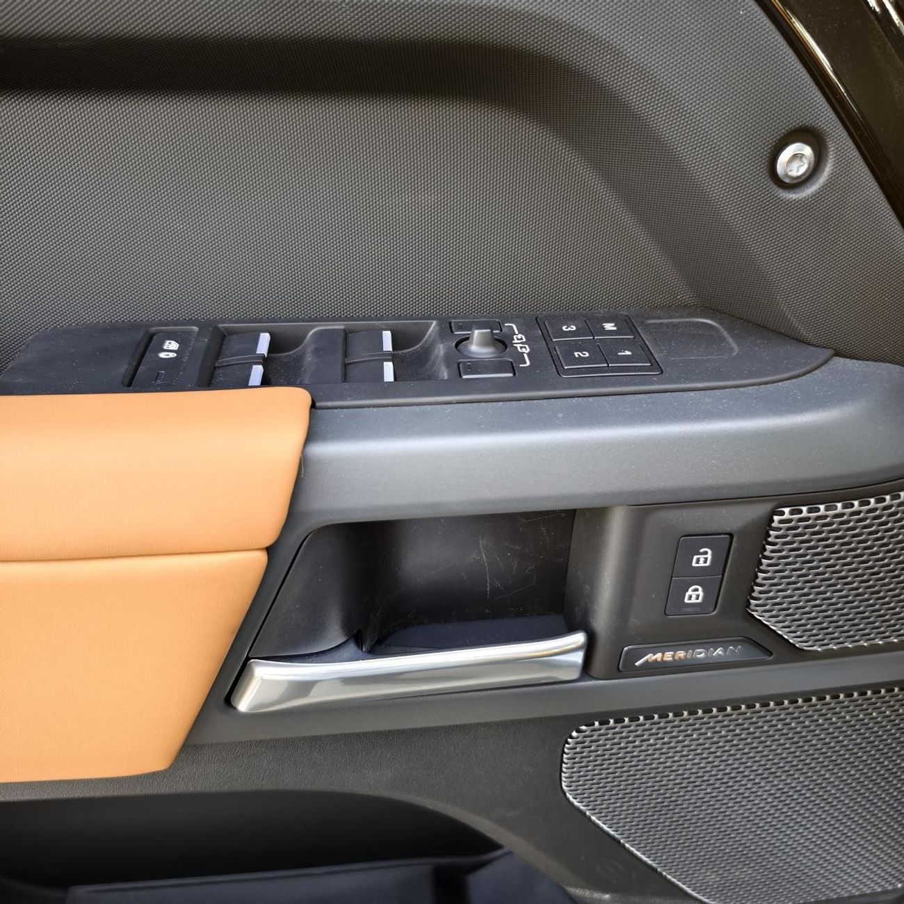 Land Rover Defender 2024 Defender "X" 3.0L V6 petrol