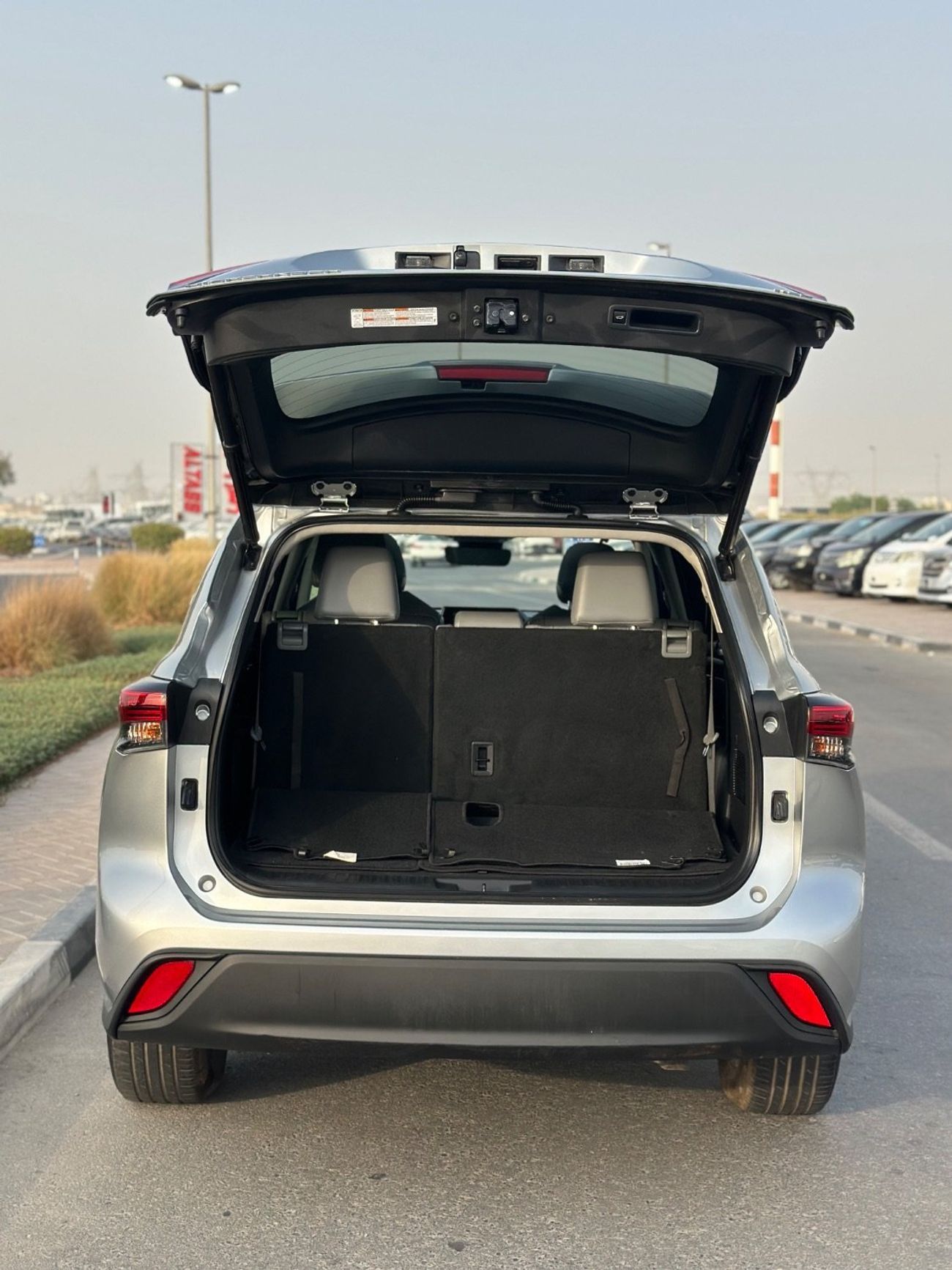 تويوتا هايلاندر XLE premium 2.5 L