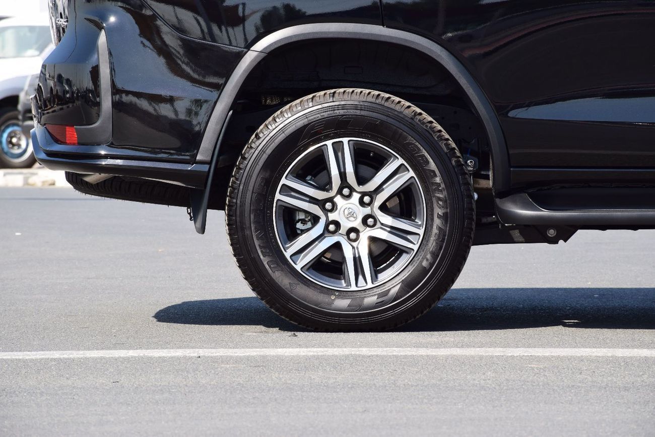 Toyota Fortuner New Fortuner SR5 2026 (Petrol 2.7)