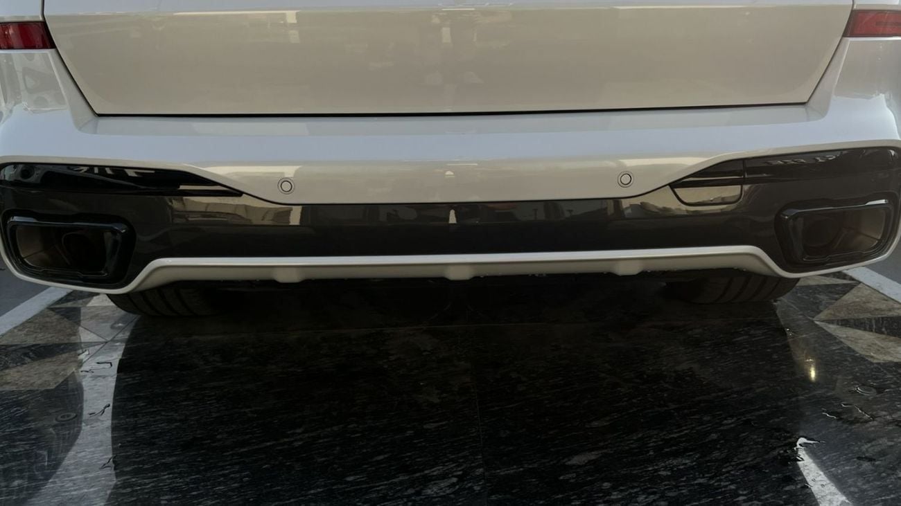 بي أم دبليو X7 xDrive40i Luxury M Sport Package 3.0L