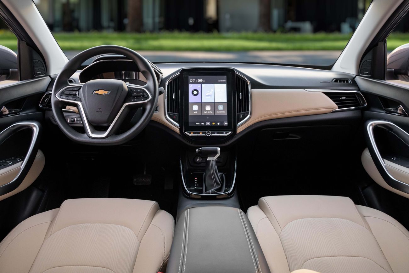 Chevrolet Captiva Captiva Premier | 1,371 P.M | 0% Downpayment | Captiva Premier | 7 Seats | Warranty