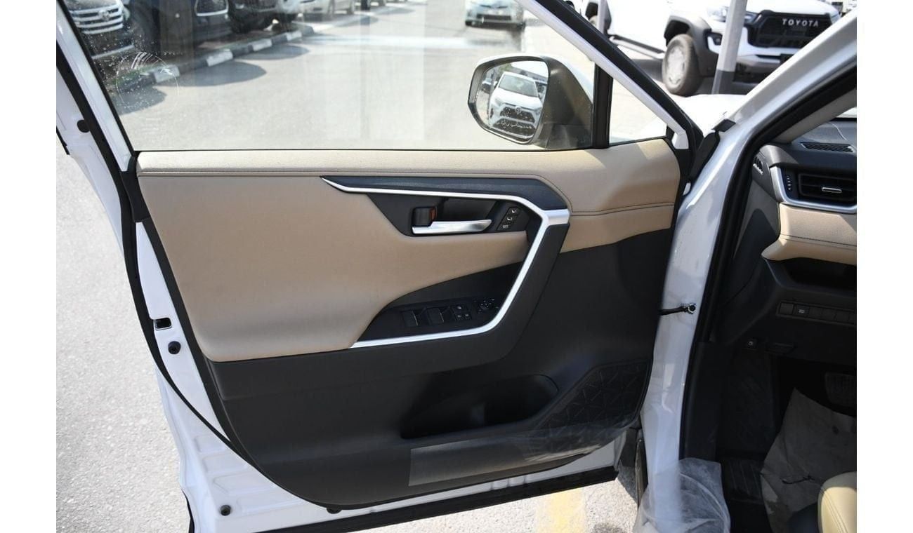 Toyota RAV4 Limited 2.5L Hybrid With Rader Full Option