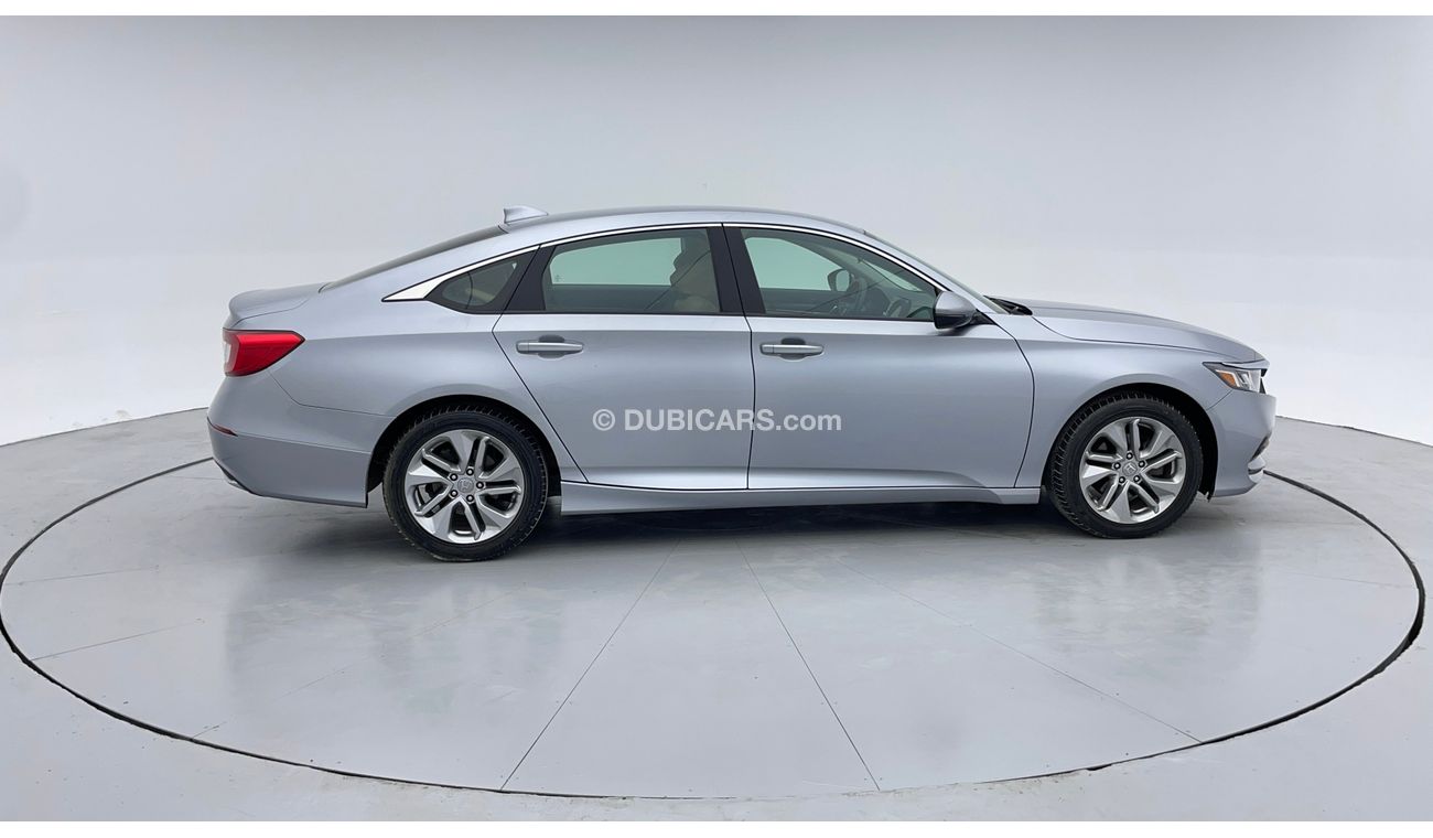 هوندا أكورد LX 1.5 | بدون دفعة مقدمة | اختبار قيادة مجاني للمنزل