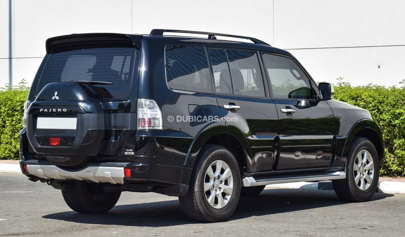 Mitsubishi Pajero GLS V6