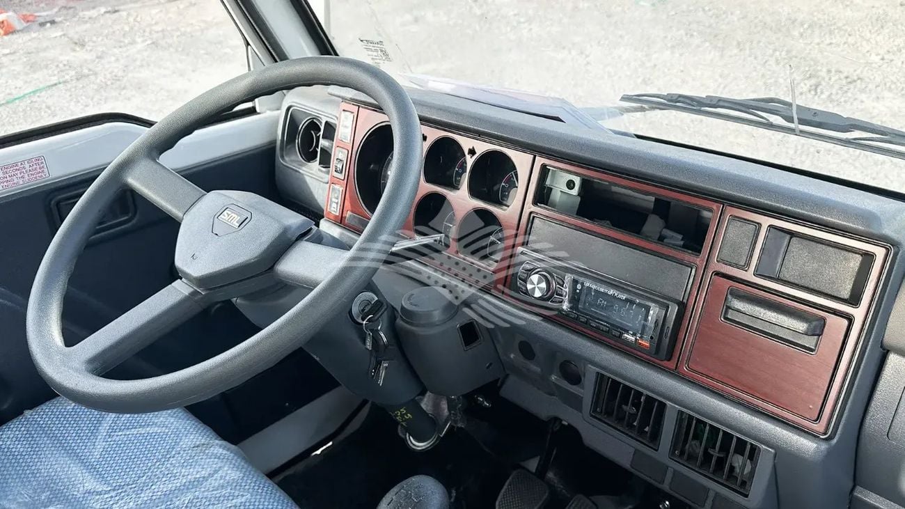 إس إم إل إيسوزو سمراٹ T3500 ترک SML ISUZU Samrat T3500 Truck 3.5L 4x2 LHD Diesel MT